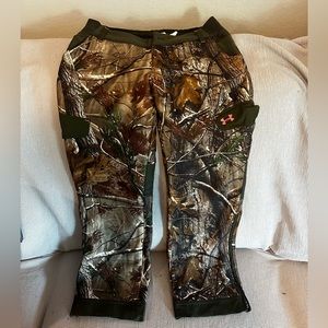 Under Armour women’s hunting pants